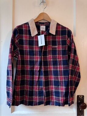 Superism | NWT Navy & Red Plaid Sherpa Collar Shirt Jacket
